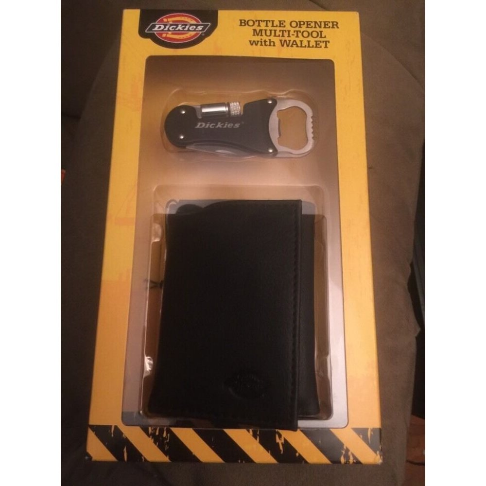 Dickies Deluxe Multi-Tool With Wallet
